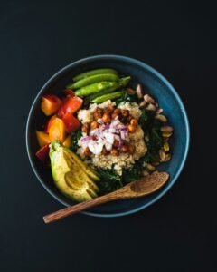 Quinoa Veggie Power Bowl: Healthy Lunch in 15 Minutes